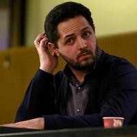 افشین عزیزی