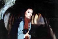 آتنه فقیه نوروزی در نمایی از فیلم سفر به فردا