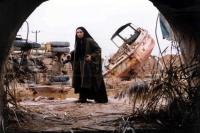 آتنه فقیه نوروزی در نمایی از فیلم سفر به فردا