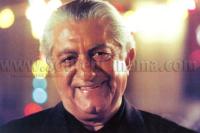 عزت الله انتظامی در نمایی از فیلم «جایی برای زندگی»