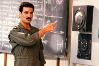 جعفر دهقان در نمایی از فیلم حمله به اچ 3