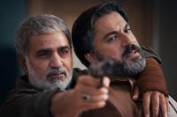 نمایی از پرویز پرستویی و سعید آقایی در فیلم